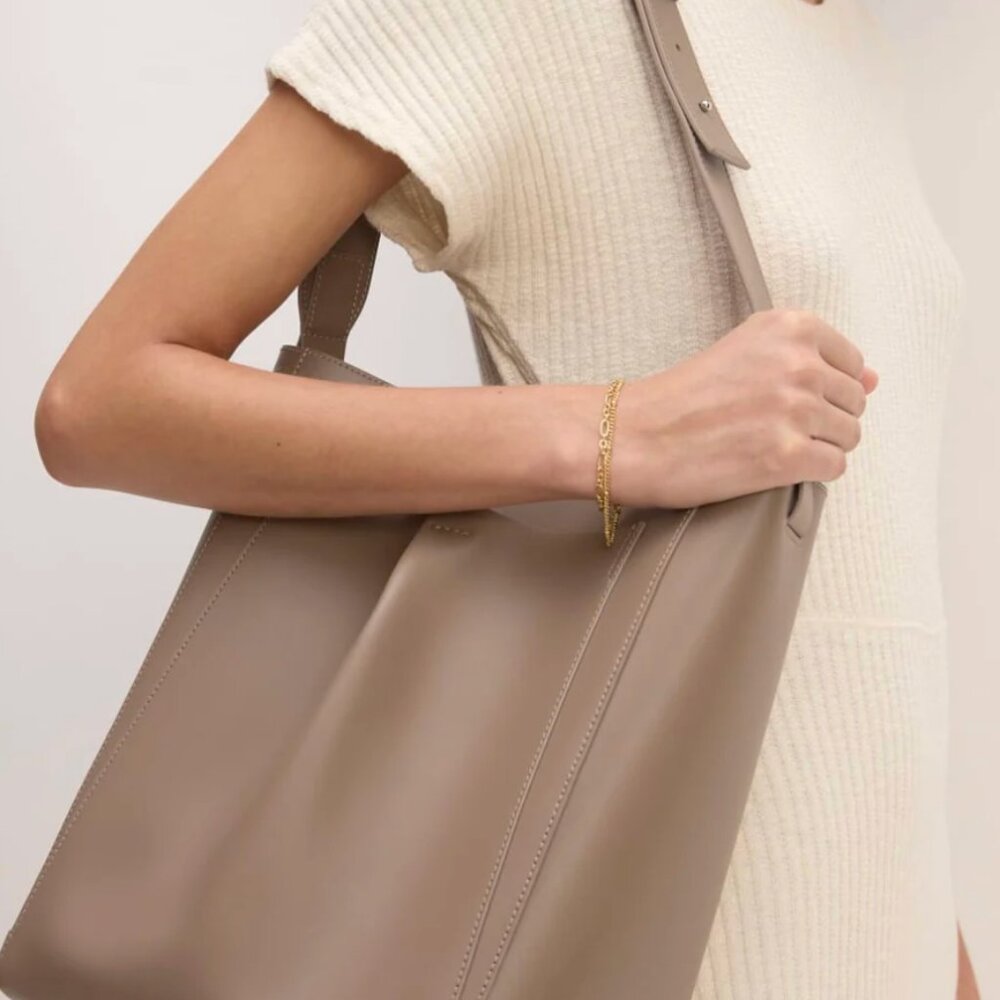Everlane - The Studio Bag